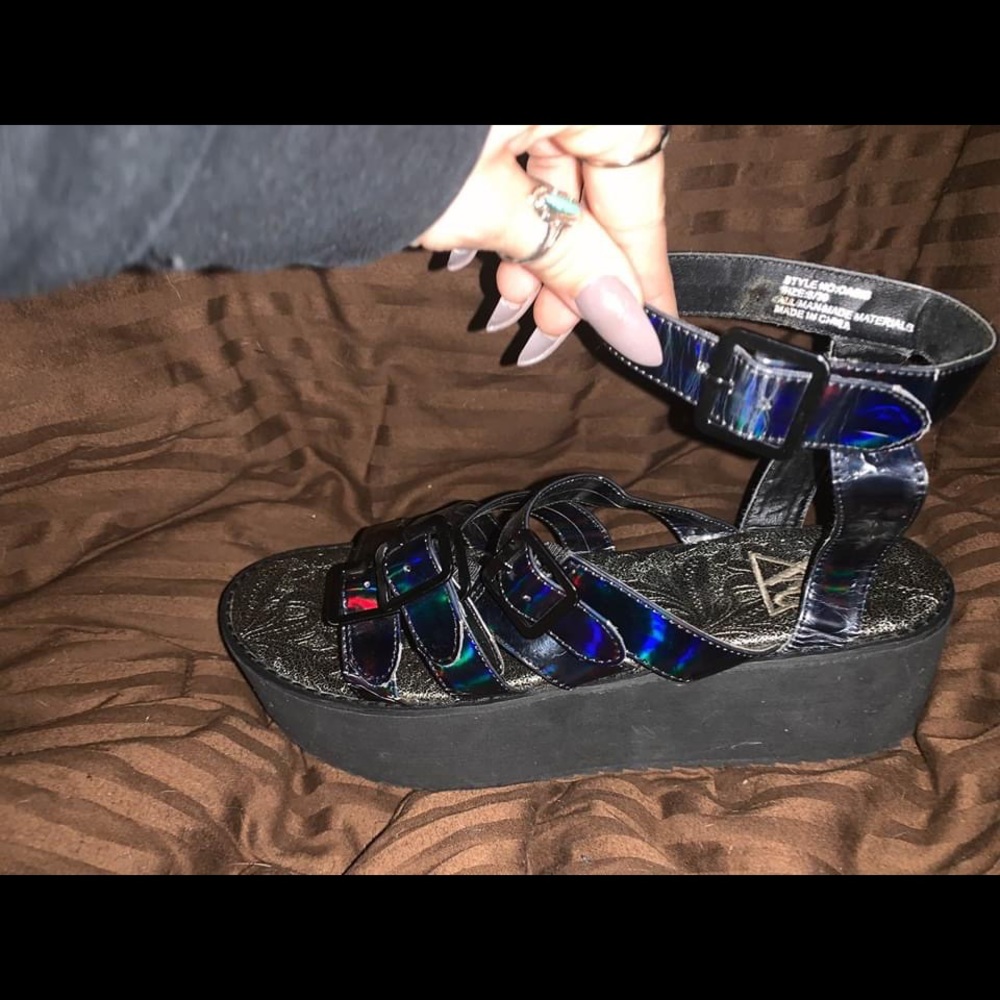 YRU Oasis Platform Shoes